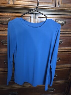 Susan Graver Sleek Liquid Knit Women's Crewneck Long Sleeve Top - Blue
